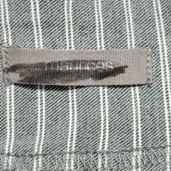 Maurices Women's Stretch Grey/White High Rise Striped Crop Pants Plus Sz 4X NWOT - Picture 5 of 10